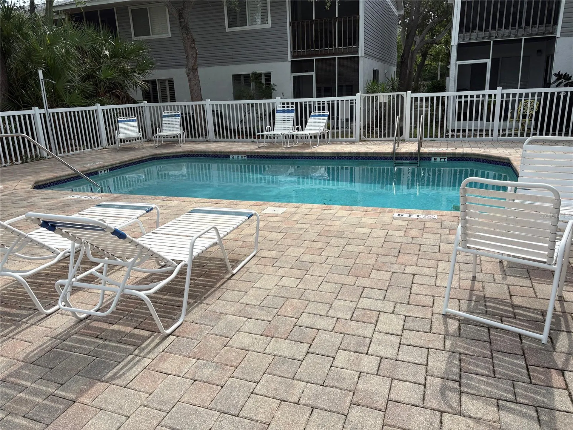 9122 Jakes Path Largo FL 33771