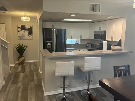 9122 Jakes Path Largo FL 33771