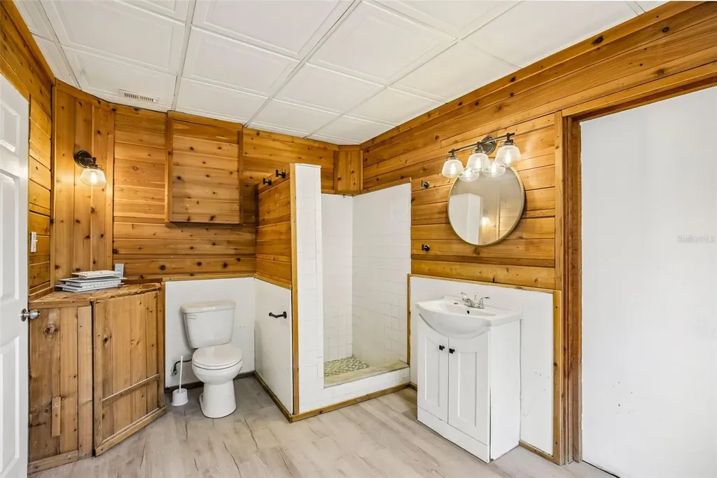 807 Lucille Avenue Nokomis FL 34275