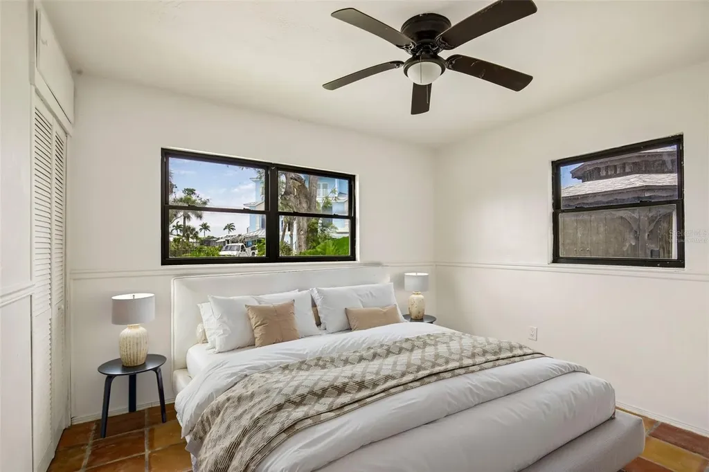 807 Lucille Avenue Nokomis FL 34275