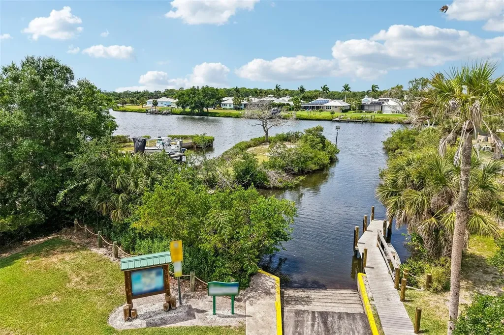 807 Lucille Avenue Nokomis FL 34275