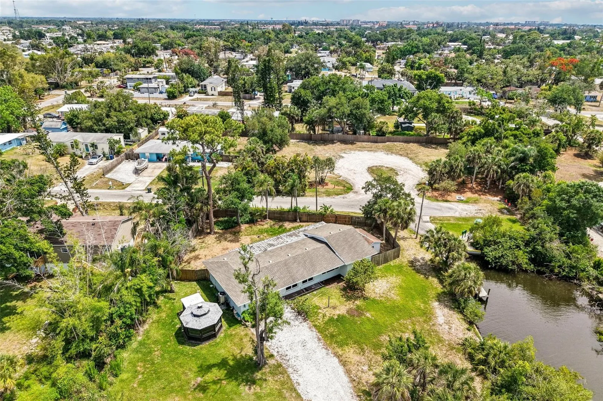 807 Lucille Avenue Nokomis FL 34275