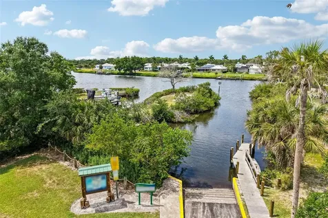 807 Lucille Avenue Nokomis FL 34275