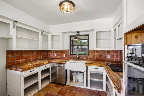 807 Lucille Avenue Nokomis FL 34275