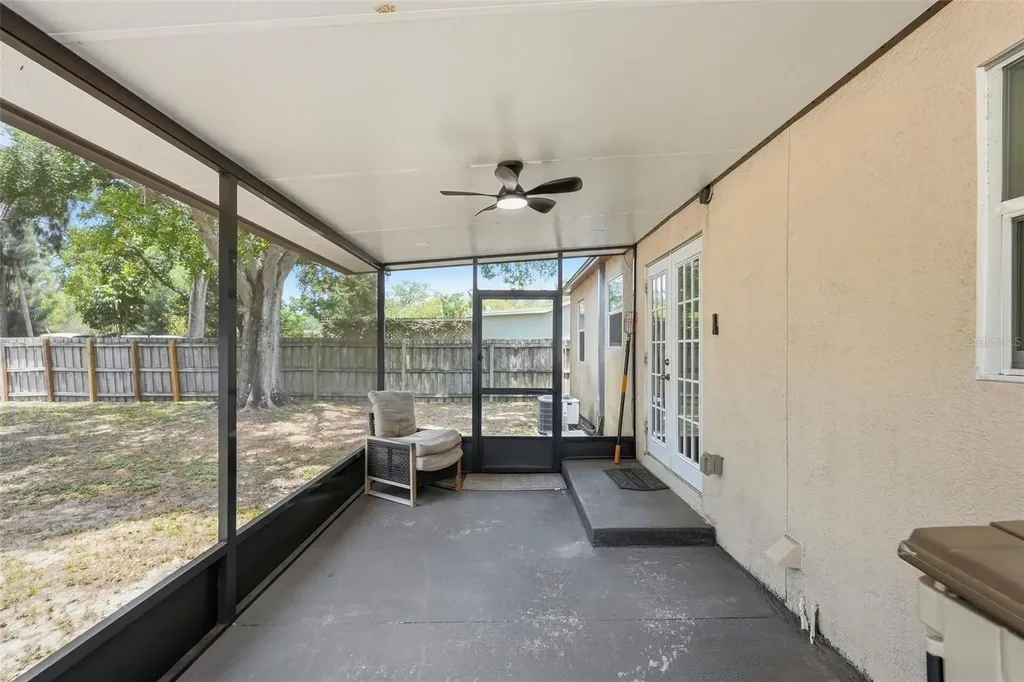5124 19th Street N St Petersburg FL 33714