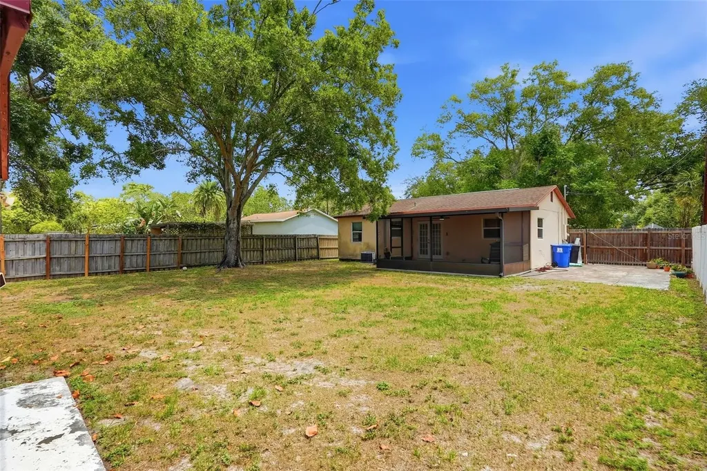 5124 19th Street N St Petersburg FL 33714