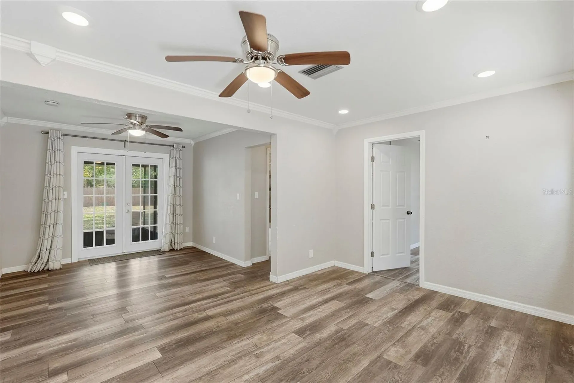 5124 19th Street N St Petersburg FL 33714
