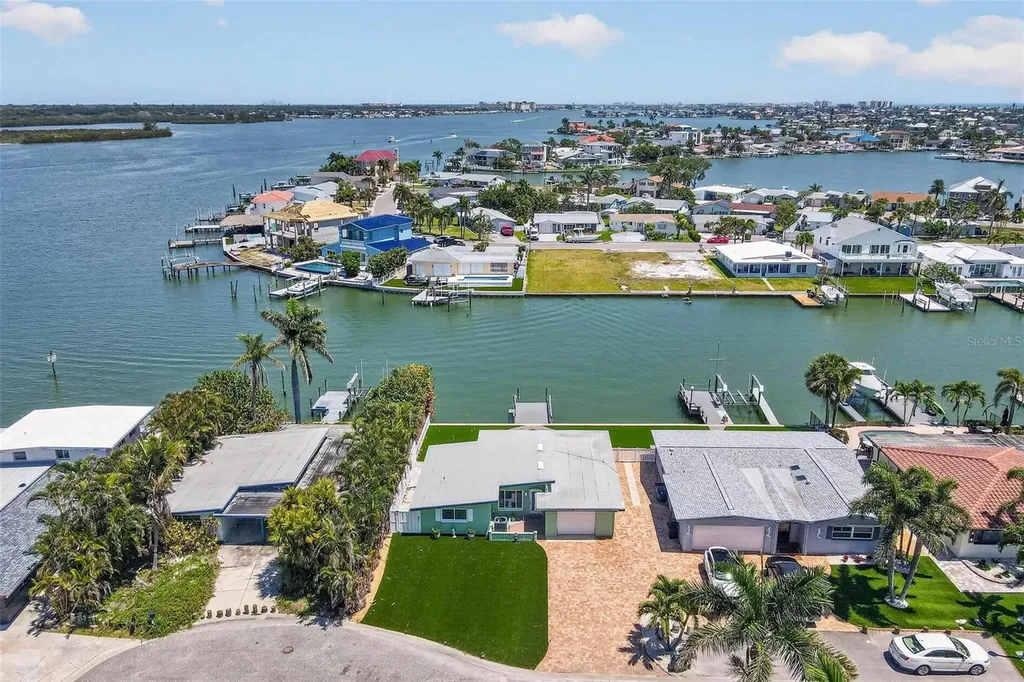 245 176th Terrace E Redington Shores FL 33708