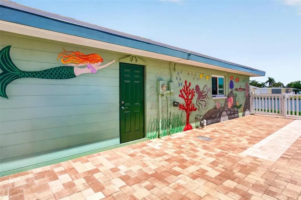 245 176th Terrace E Redington Shores FL 33708