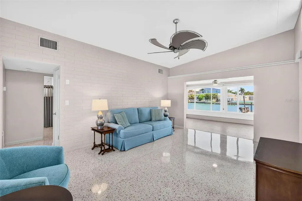 245 176th Terrace E Redington Shores FL 33708