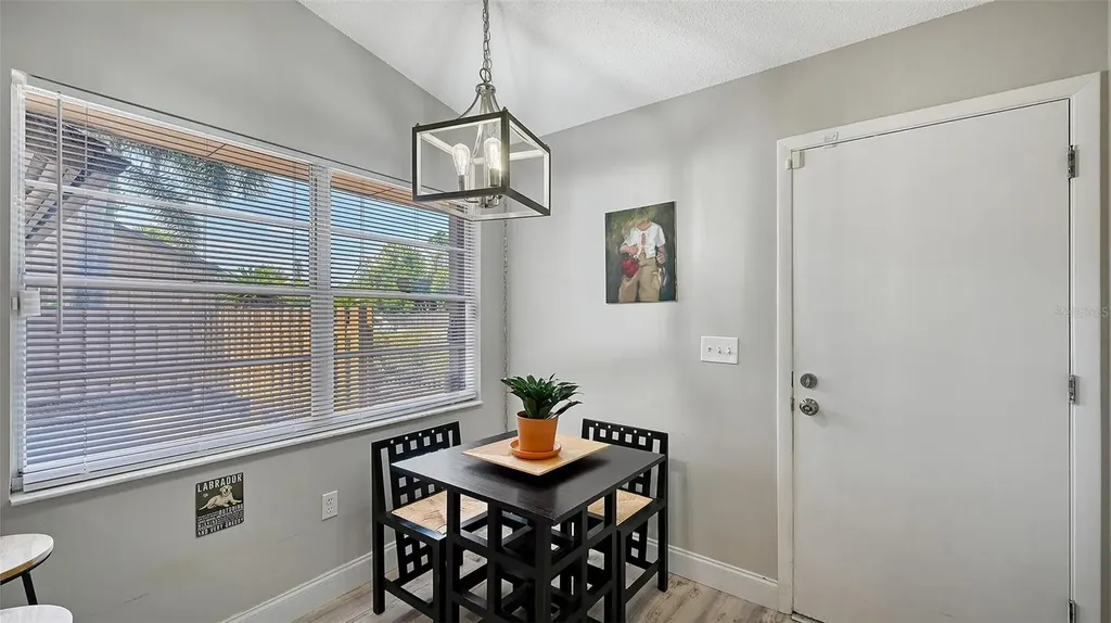 5649 Westwind Lane Sarasota FL 34231