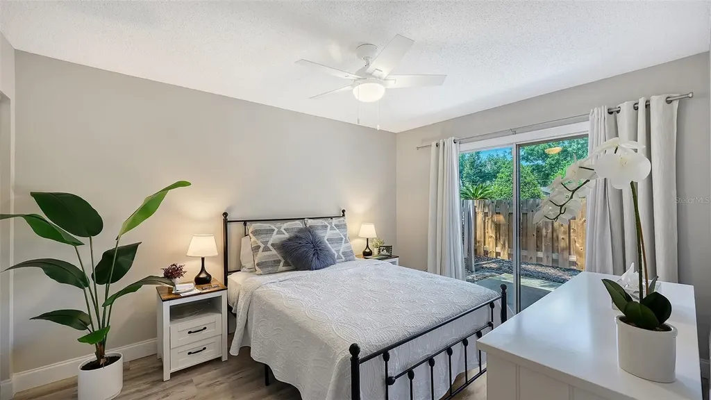 5649 Westwind Lane Sarasota FL 34231