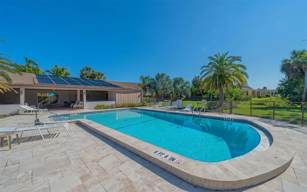 5649 Westwind Lane Sarasota FL 34231