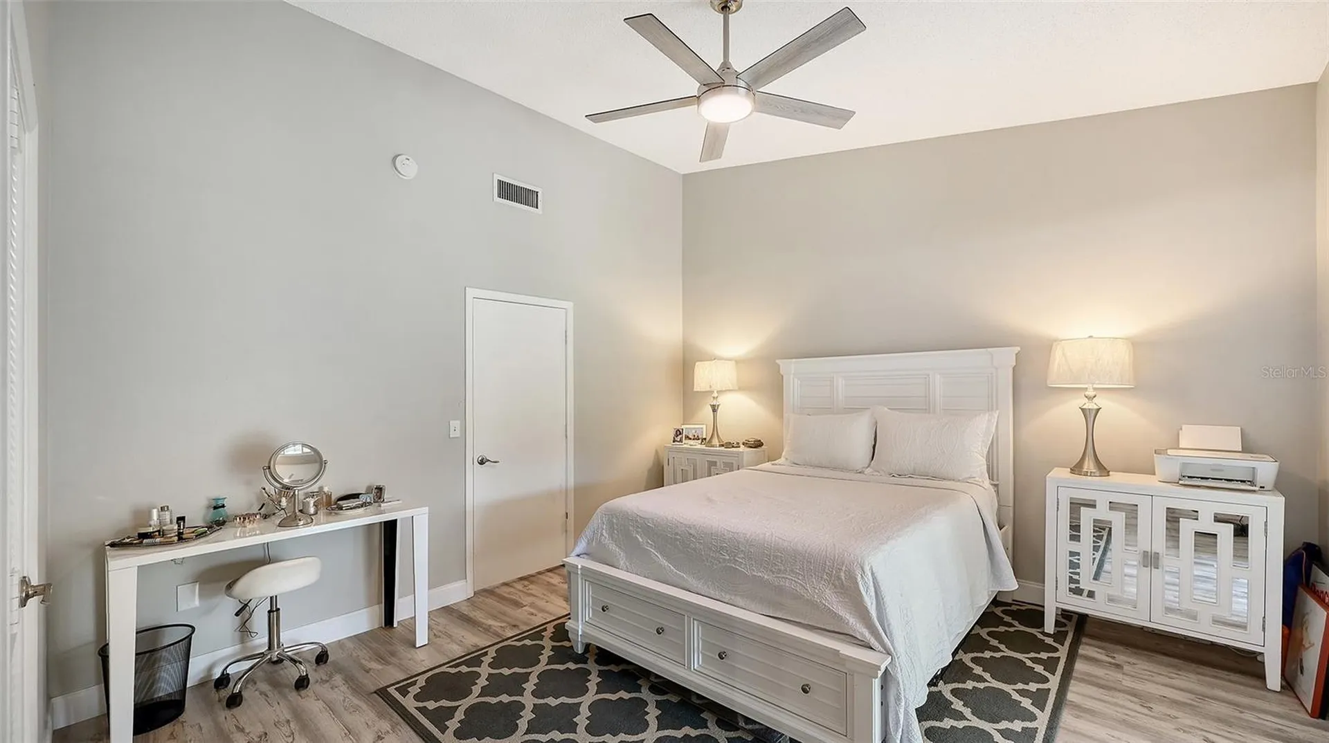 5649 Westwind Lane Sarasota FL 34231