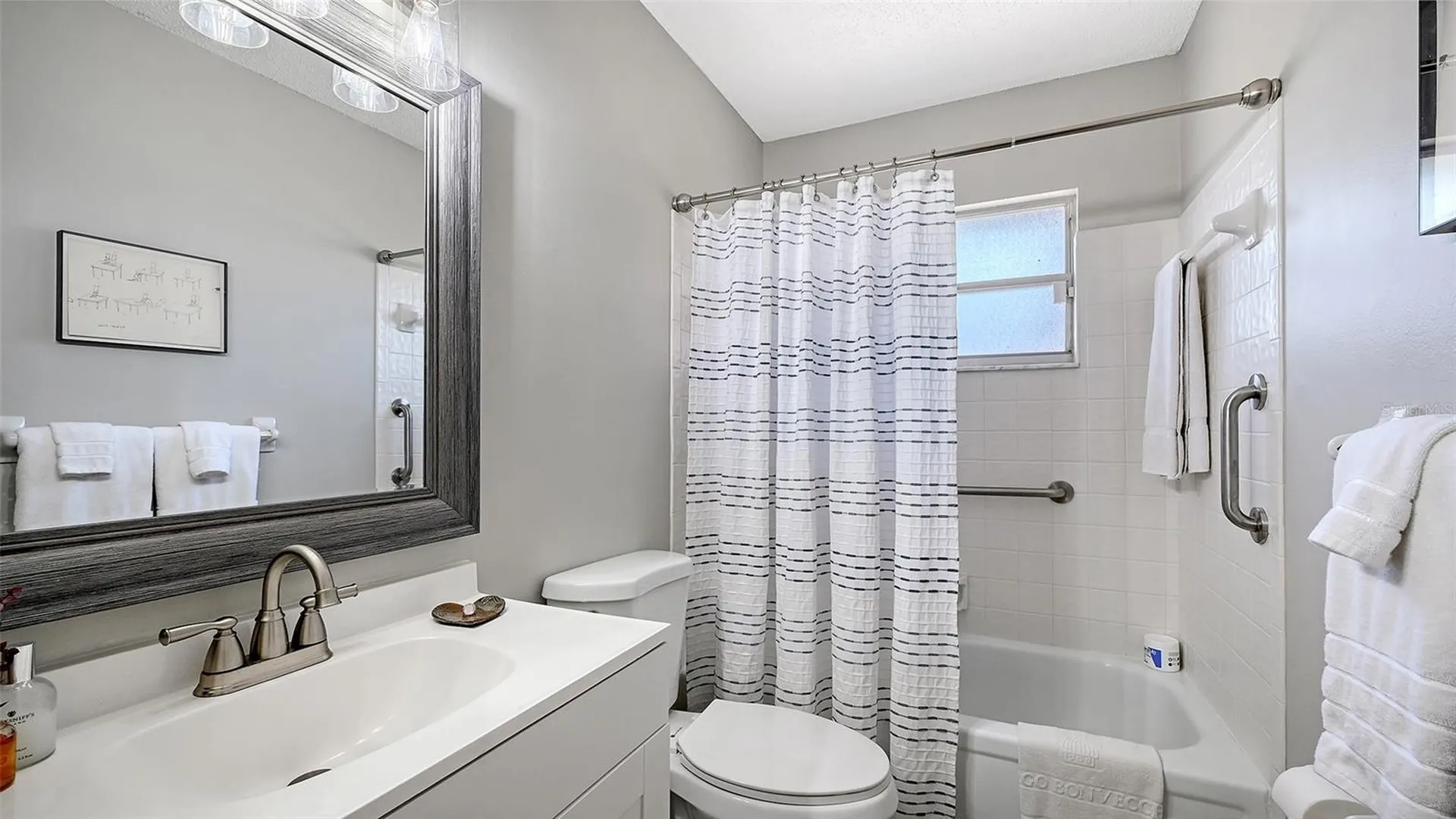 5649 Westwind Lane Sarasota FL 34231