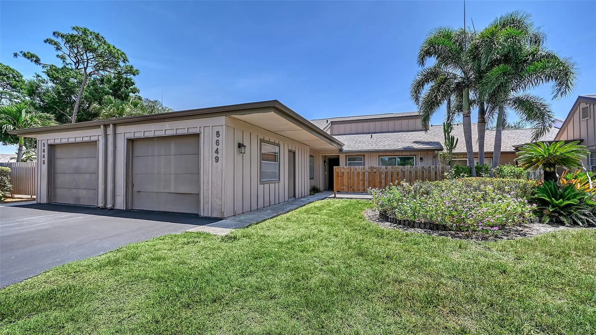 5649 Westwind Lane Sarasota FL 34231