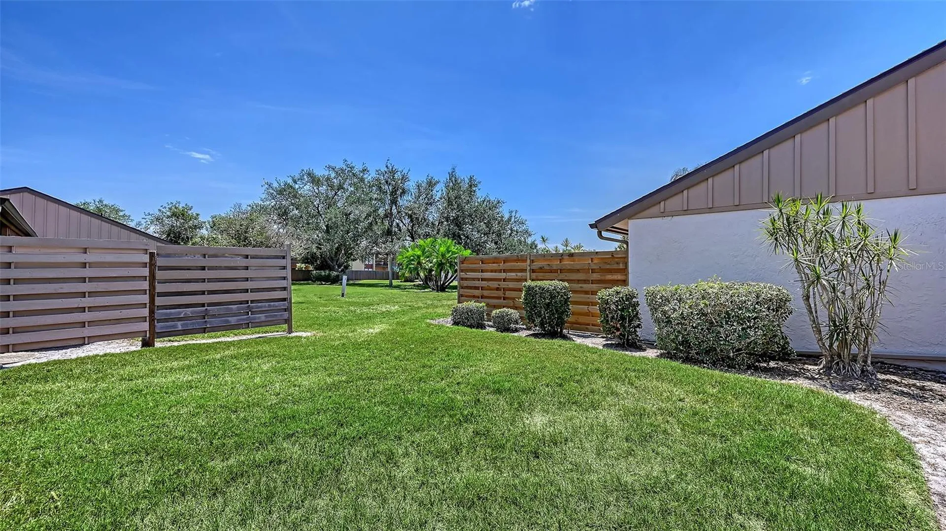5649 Westwind Lane Sarasota FL 34231