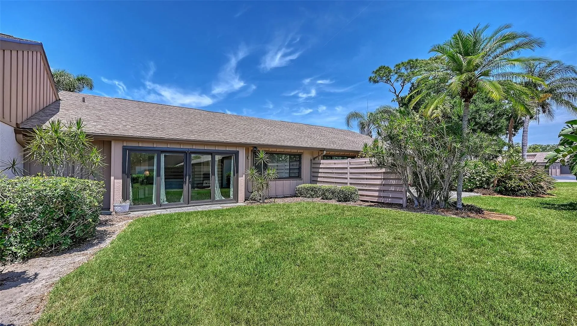 5649 Westwind Lane Sarasota FL 34231