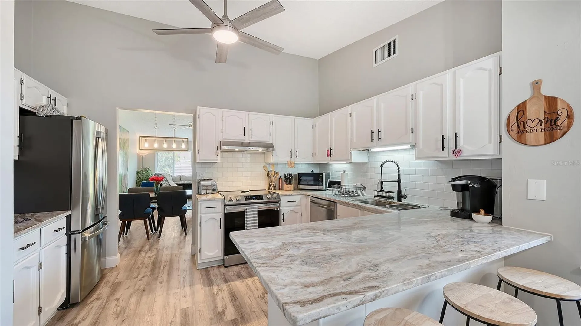 5649 Westwind Lane Sarasota FL 34231