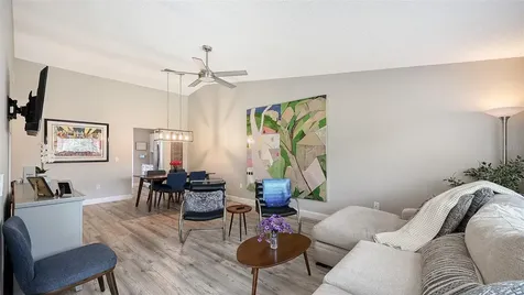 5649 Westwind Lane Sarasota FL 34231