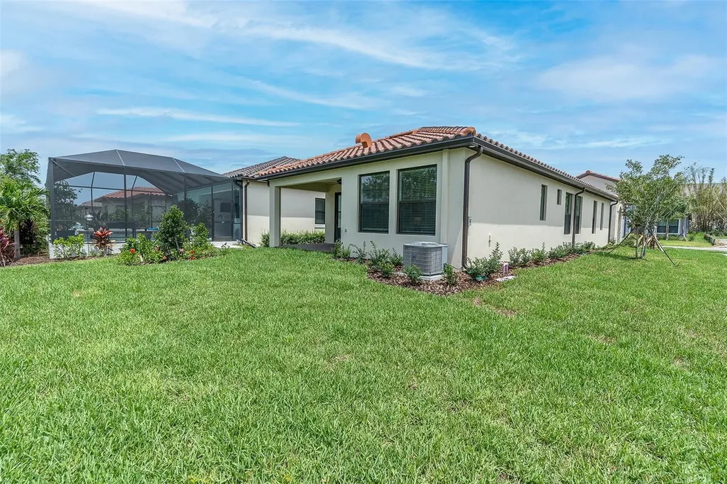 2217 6th Street E Palmetto FL 34221