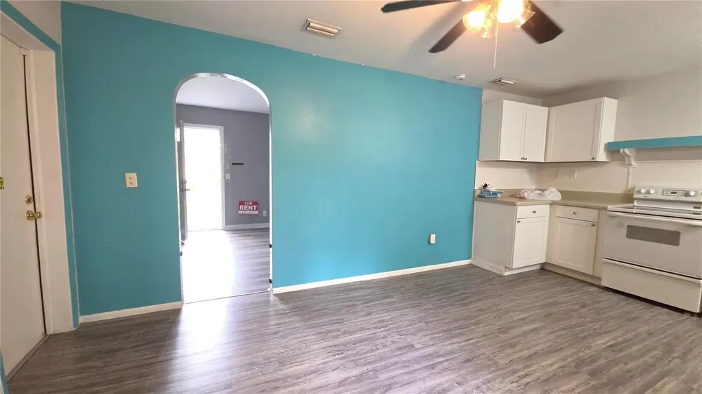948 W Wisconsin Avenue Deland FL 32720