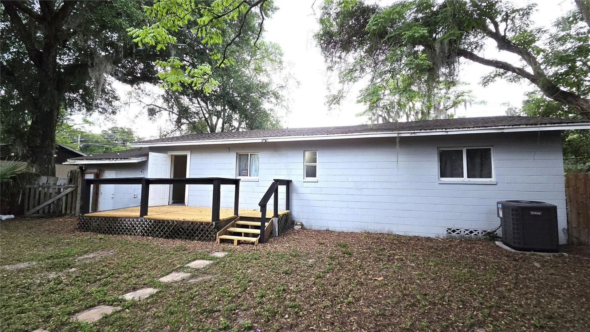 948 W Wisconsin Avenue Deland FL 32720