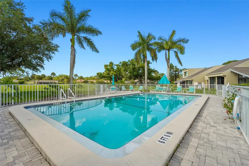 2383 Lakeside Mews Sarasota FL 34235