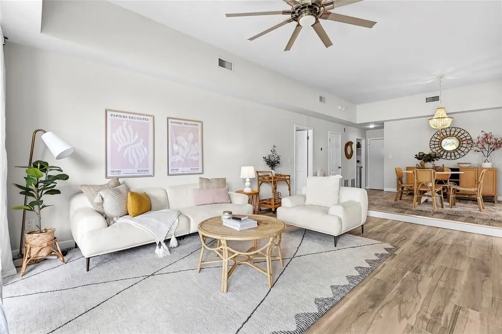 2383 Lakeside Mews Sarasota FL 34235
