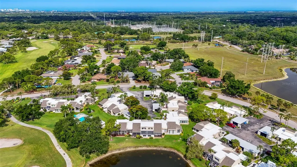 2383 Lakeside Mews Sarasota FL 34235
