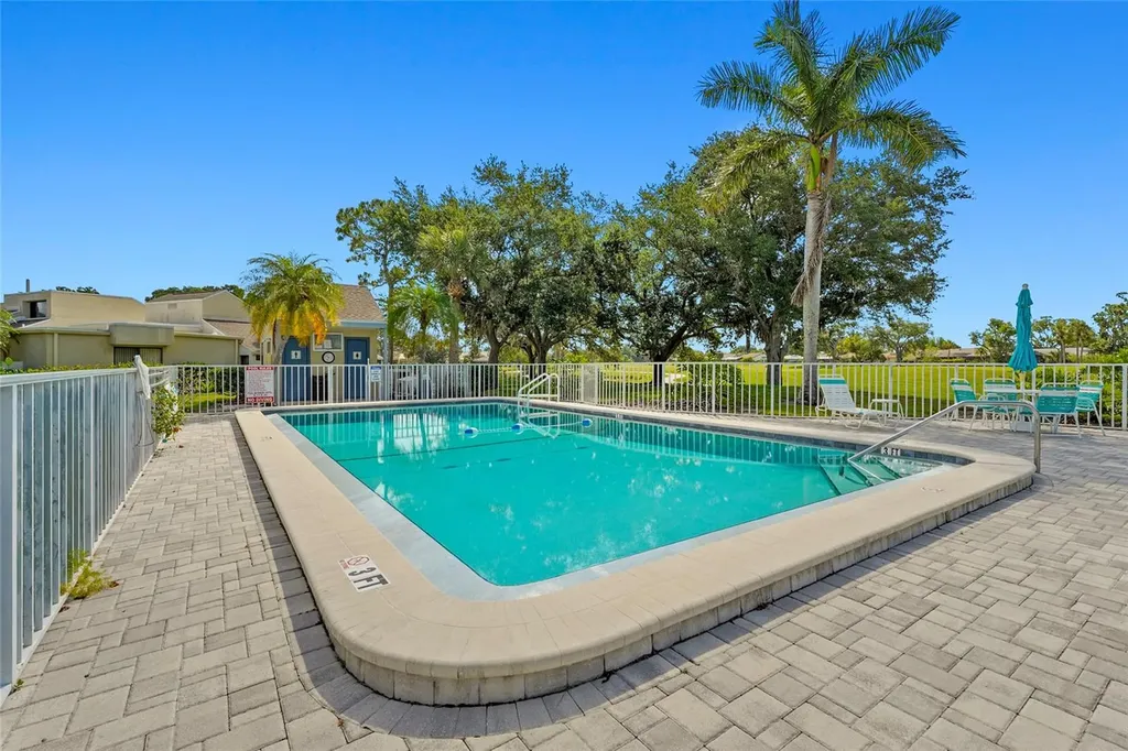 2383 Lakeside Mews Sarasota FL 34235