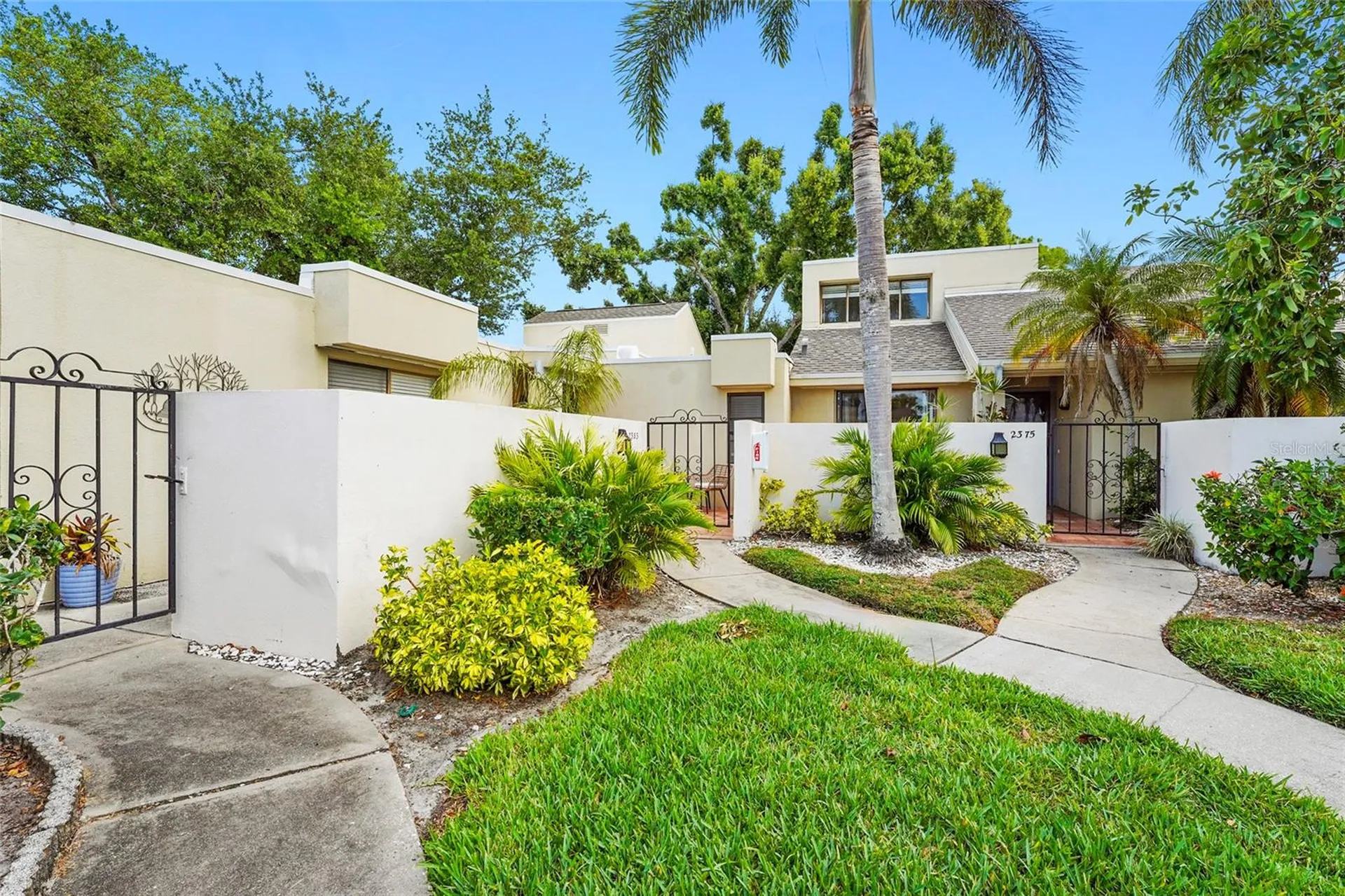 2383 Lakeside Mews Sarasota FL 34235