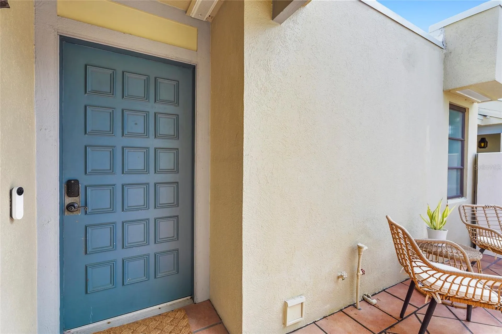 2383 Lakeside Mews Sarasota FL 34235