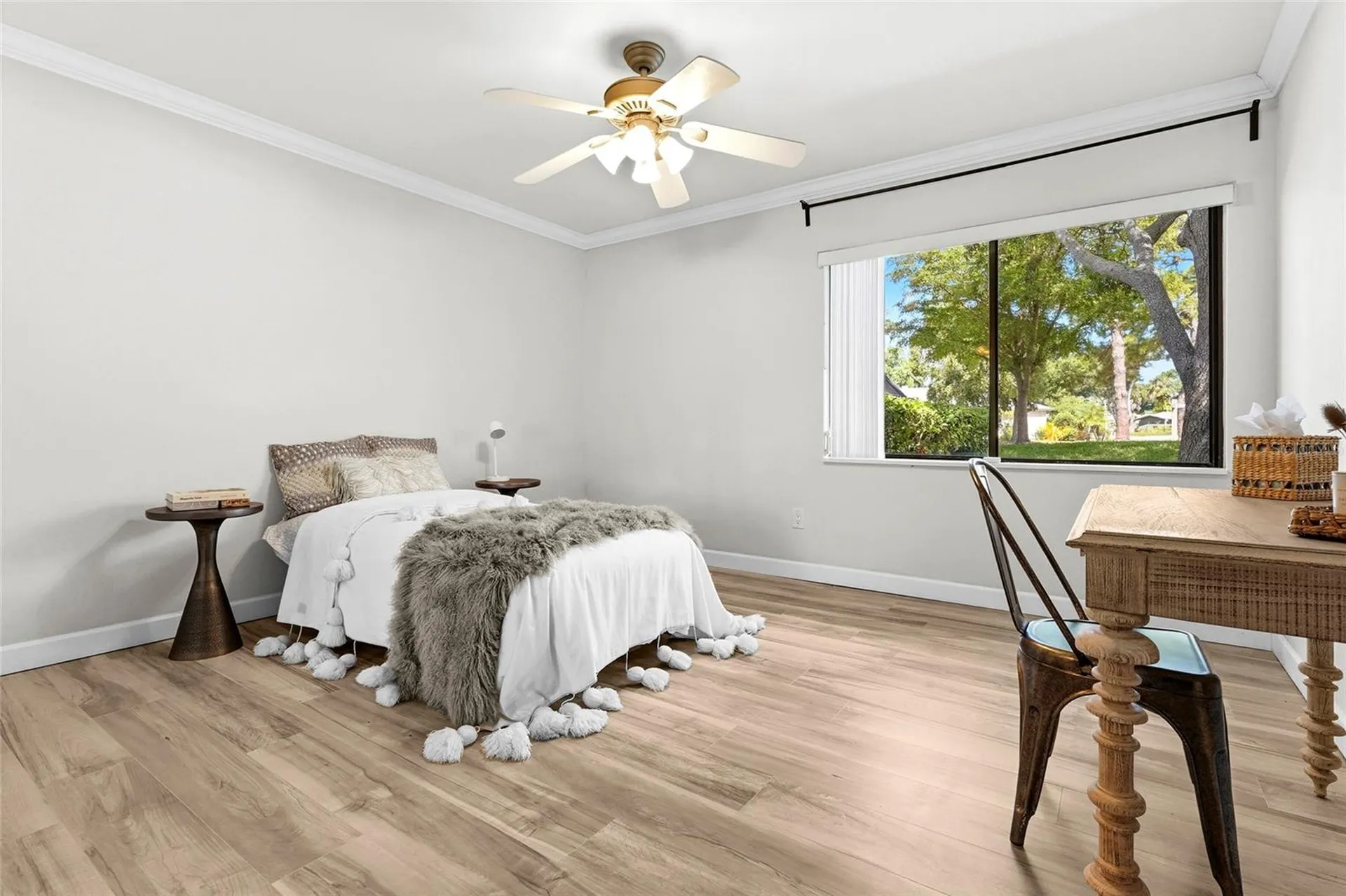 2383 Lakeside Mews Sarasota FL 34235