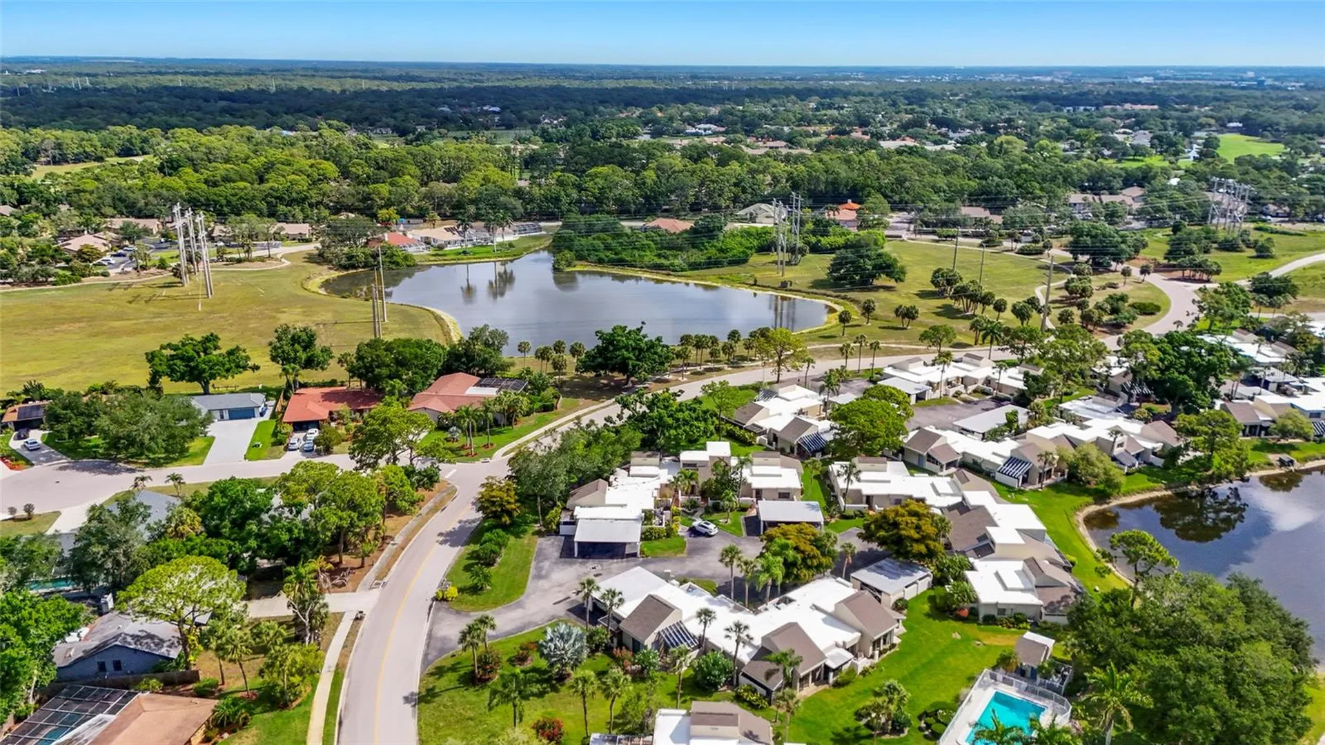2383 Lakeside Mews Sarasota FL 34235