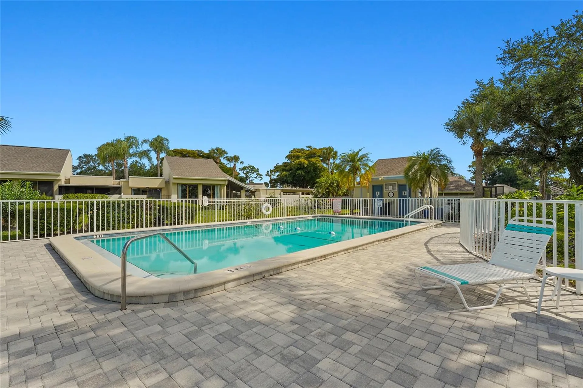 2383 Lakeside Mews Sarasota FL 34235