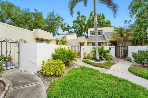 2383 Lakeside Mews Sarasota FL 34235