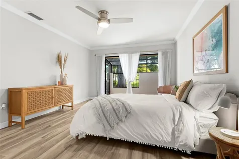 2383 Lakeside Mews Sarasota FL 34235