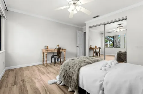 2383 Lakeside Mews Sarasota FL 34235