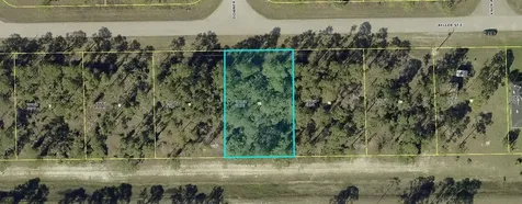 522 Keller Street E Lehigh Acres FL 33974