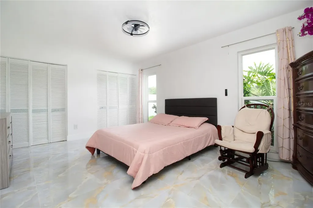 4313 Hollow Hill Drive Tampa FL 33624