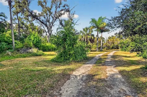 Sarasota FL 34243