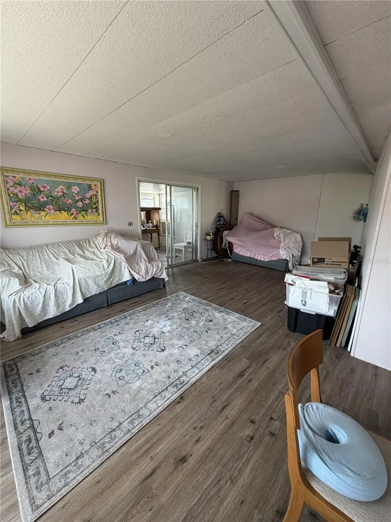 171 Paradise N Leesburg FL 34788