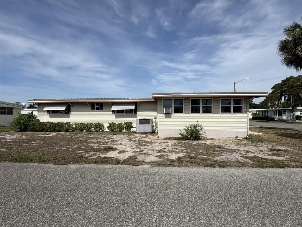 171 Paradise N Leesburg FL 34788