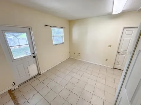 121 E Pine Street Howey In The Hills FL 34737