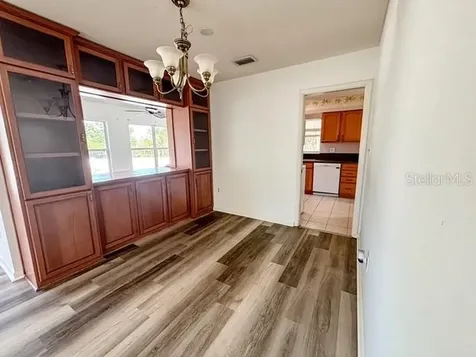 121 E Pine Street Howey In The Hills FL 34737