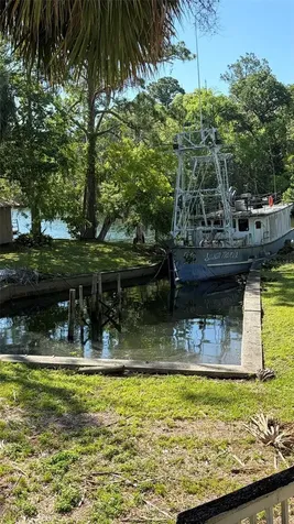 6601 Riverside Drive Yankeetown FL 34498