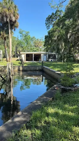 6601 Riverside Drive Yankeetown FL 34498