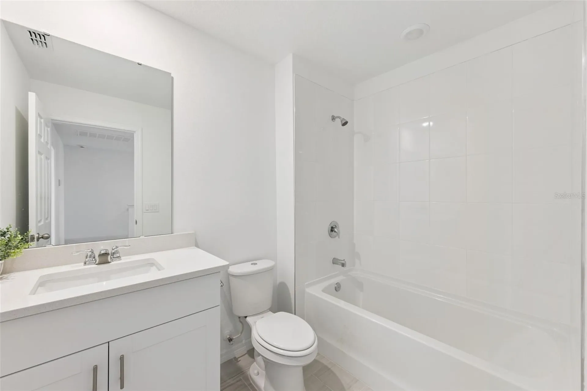 2097 Crape Jasmine Lane Orlando FL 32824