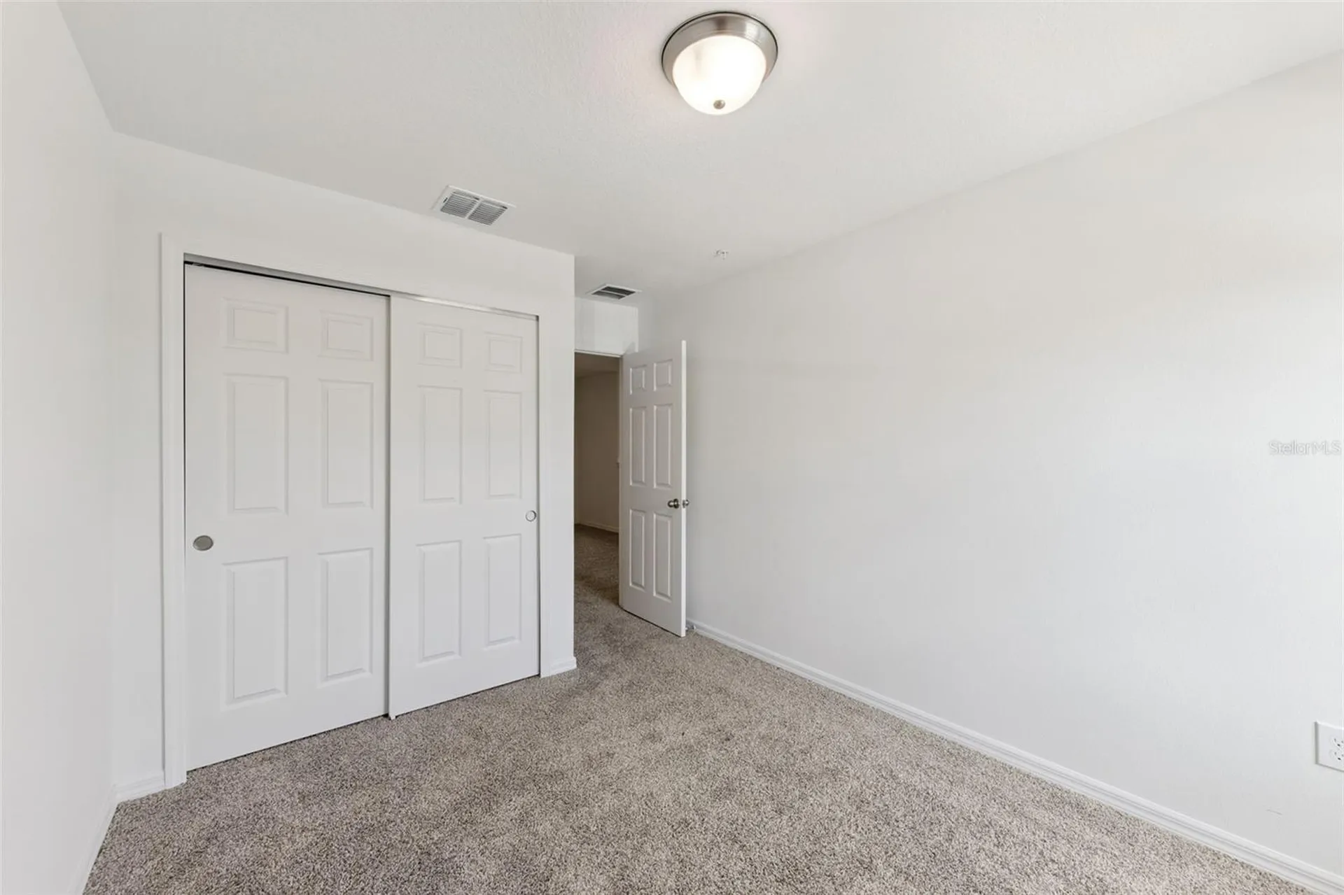 2097 Crape Jasmine Lane Orlando FL 32824